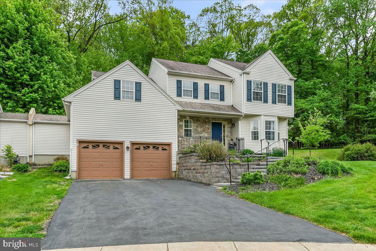 GARNET HILLS - Residential