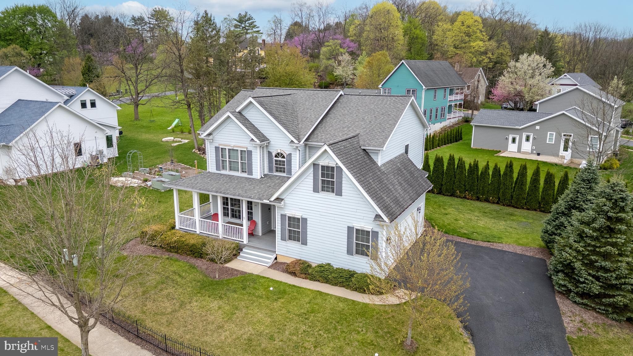 BARNBRIDGE - Residential