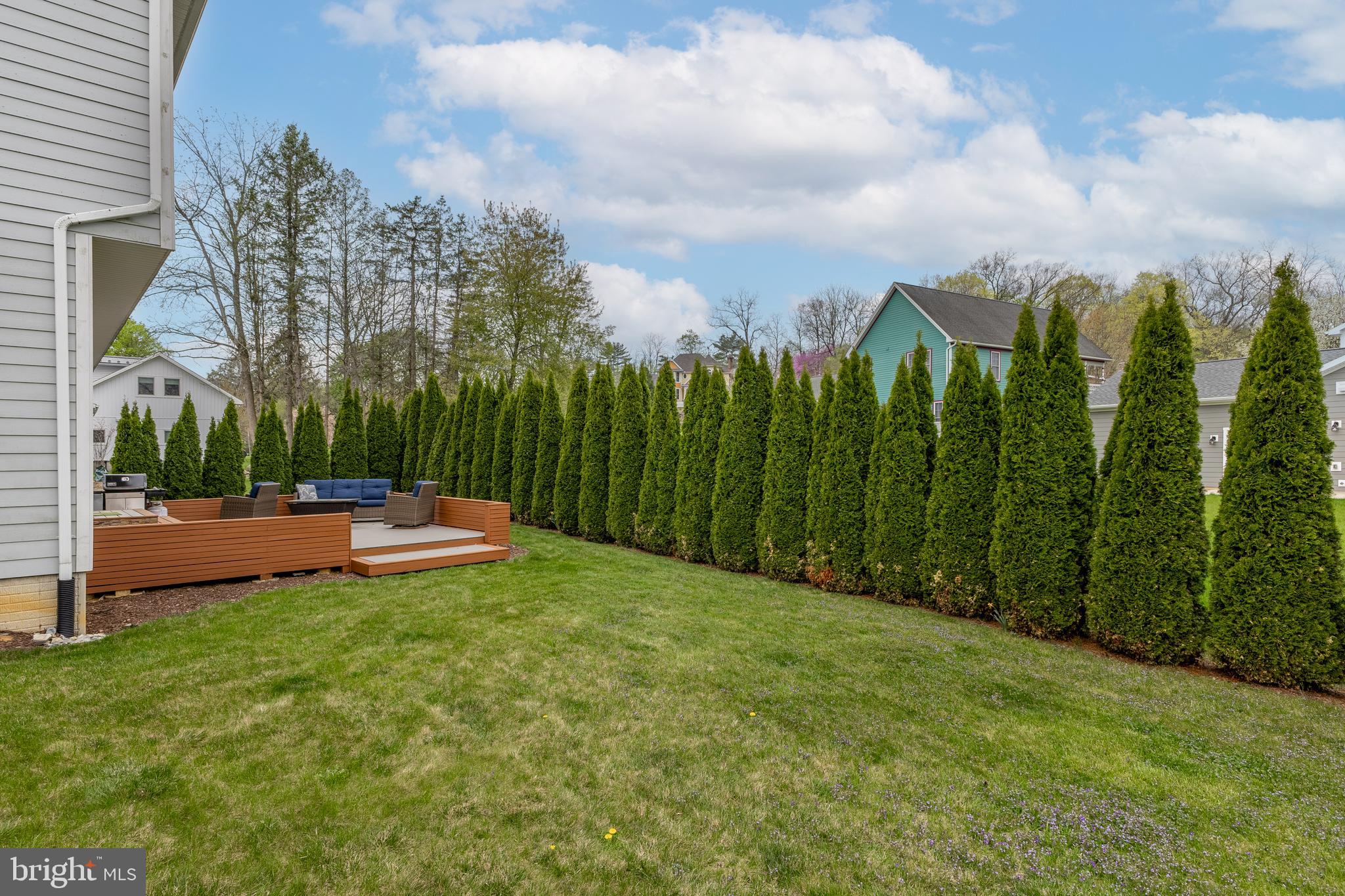 BARNBRIDGE - Residential