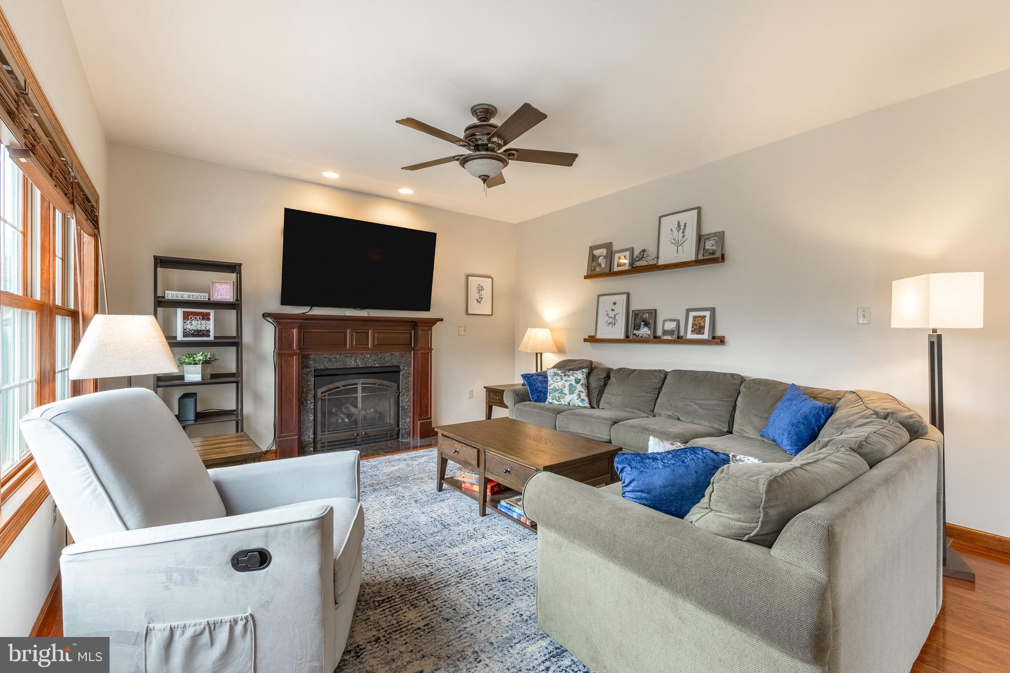 BARNBRIDGE - Residential