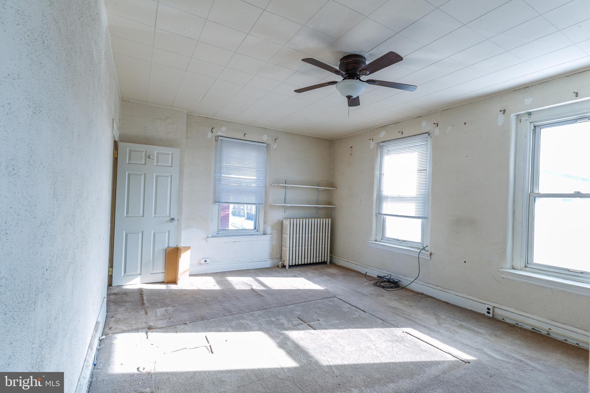 LANSDALE - Residential