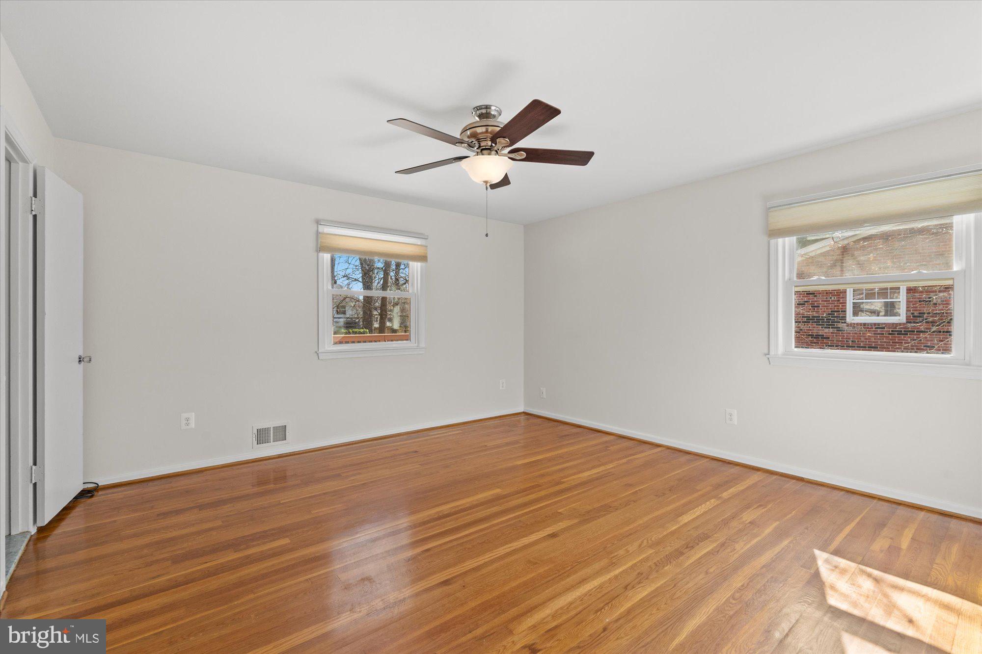 COLLINGWOOD ON THE POTOMAC - Residential