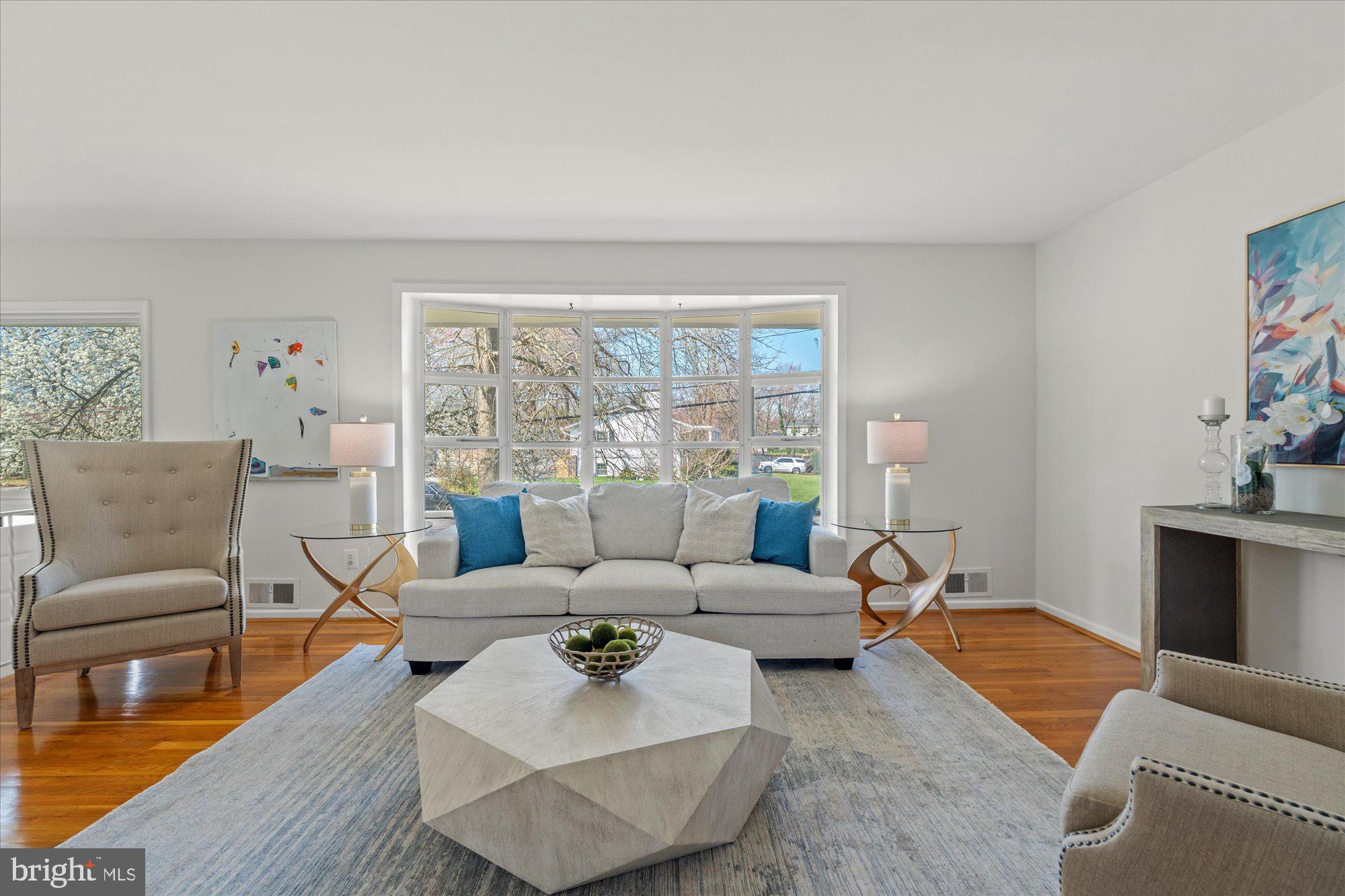 COLLINGWOOD ON THE POTOMAC - Residential