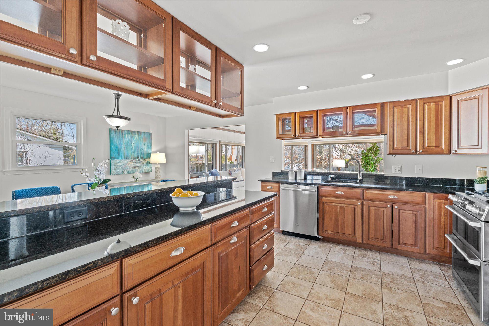 COLLINGWOOD ON THE POTOMAC - Residential