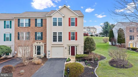 Townhouse For Sale - 255 Sloan Court<br/> New Castle County, WILMINGTON, DE 19808