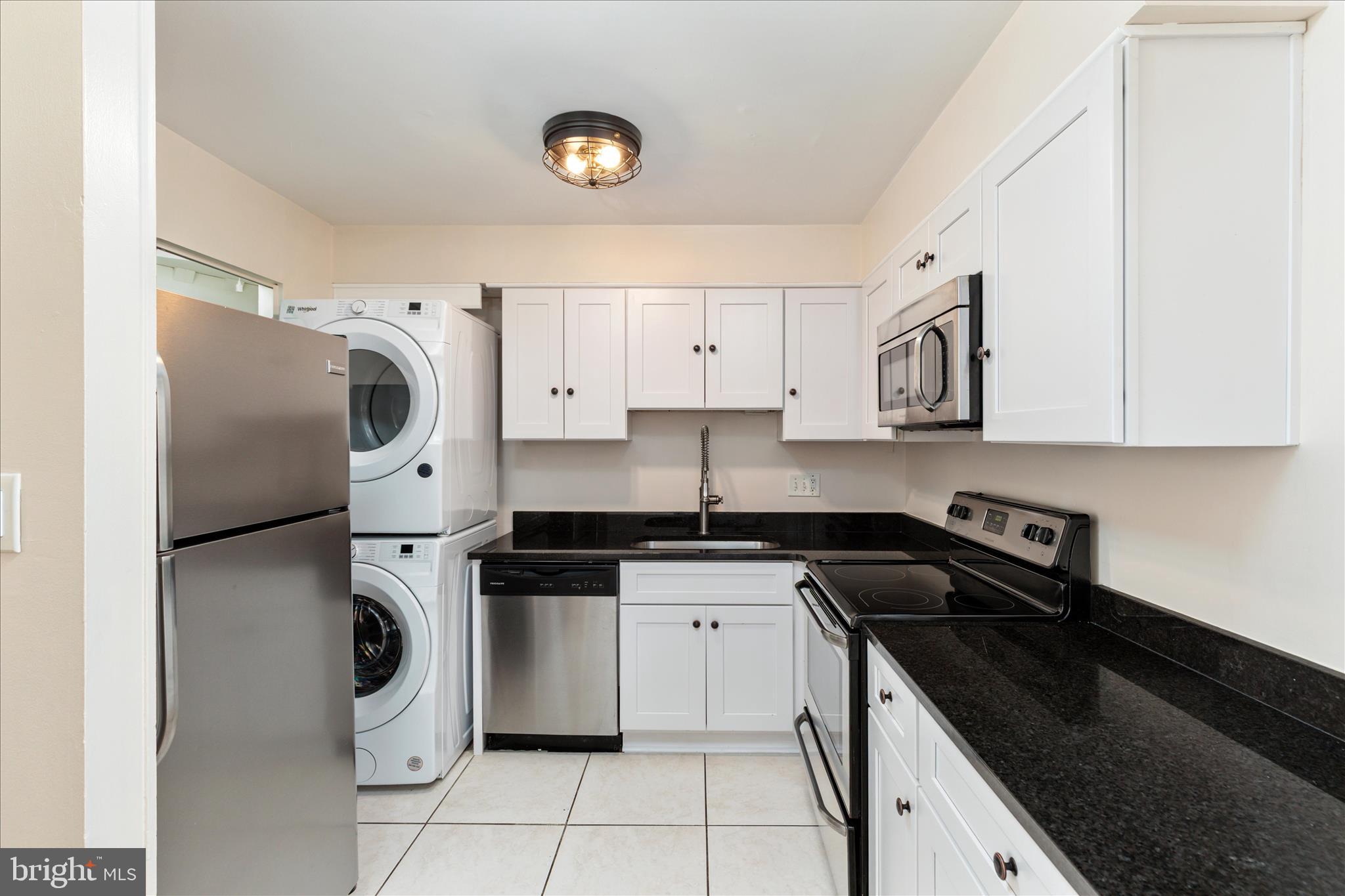 PEMBROOK OF LOUDOUN - Residential