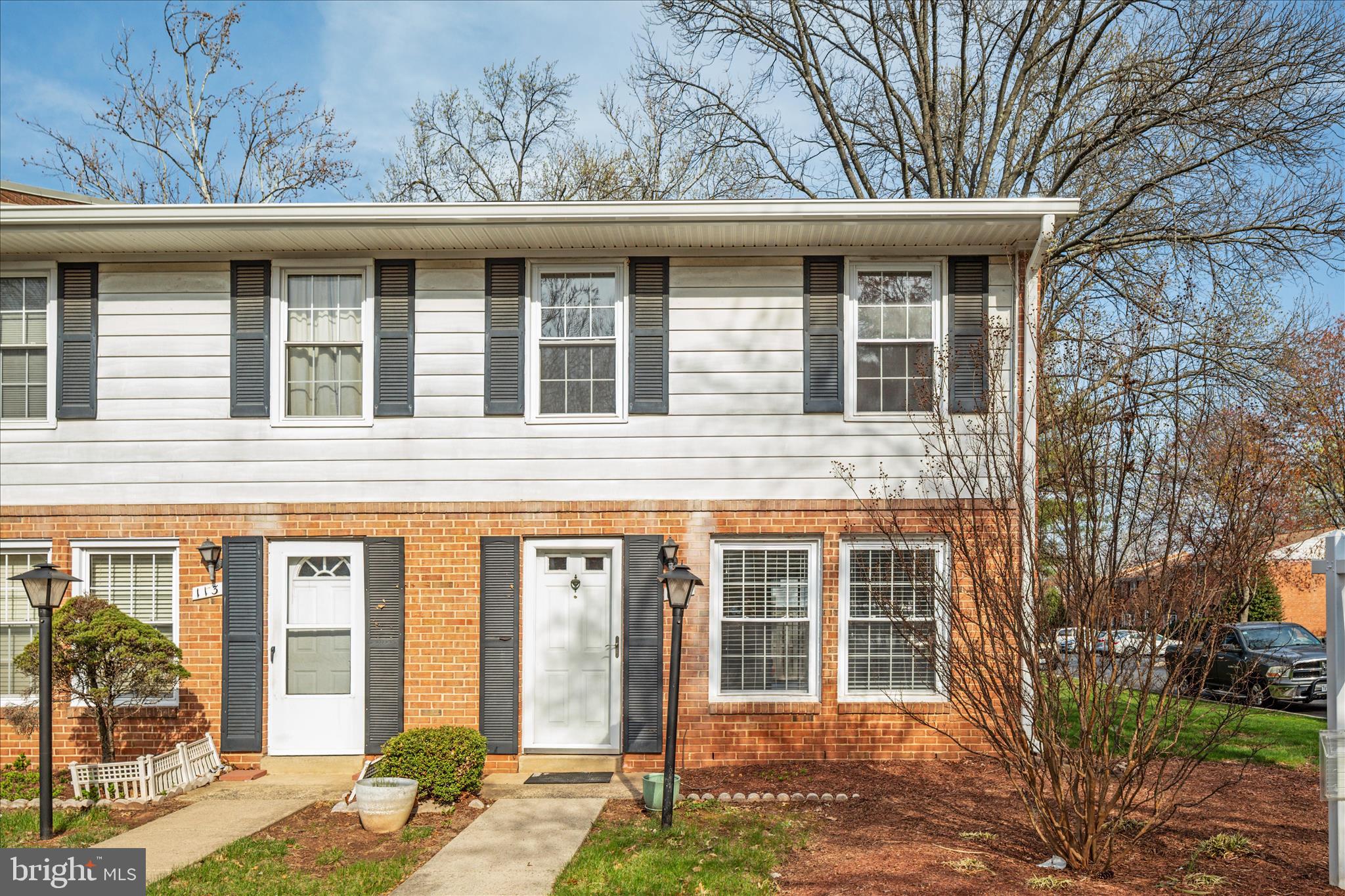 PEMBROOK OF LOUDOUN - Residential