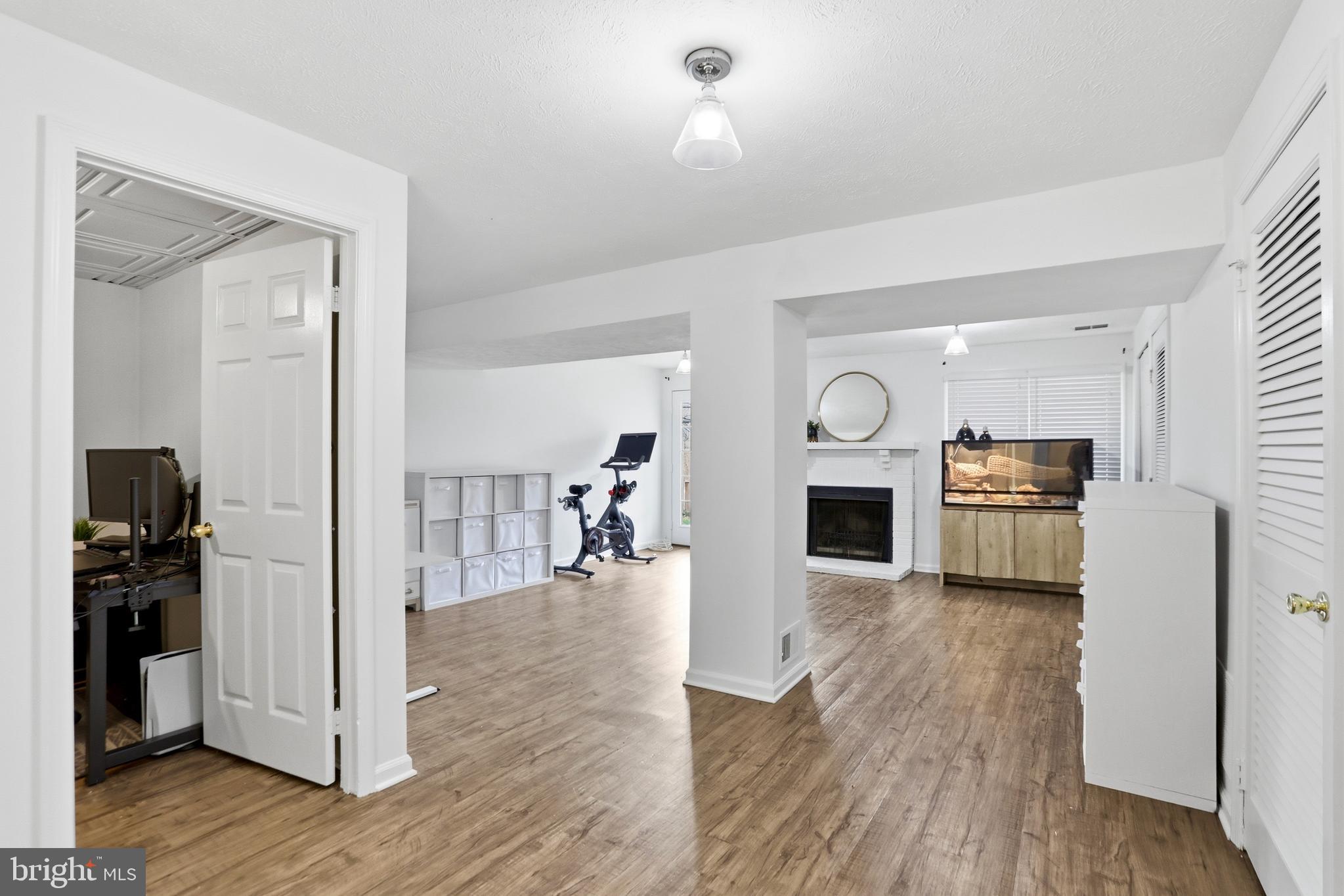 BURKE CENTRE - Residential