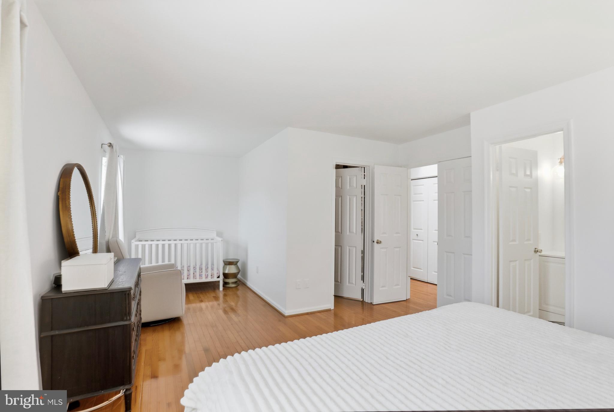 BURKE CENTRE - Residential