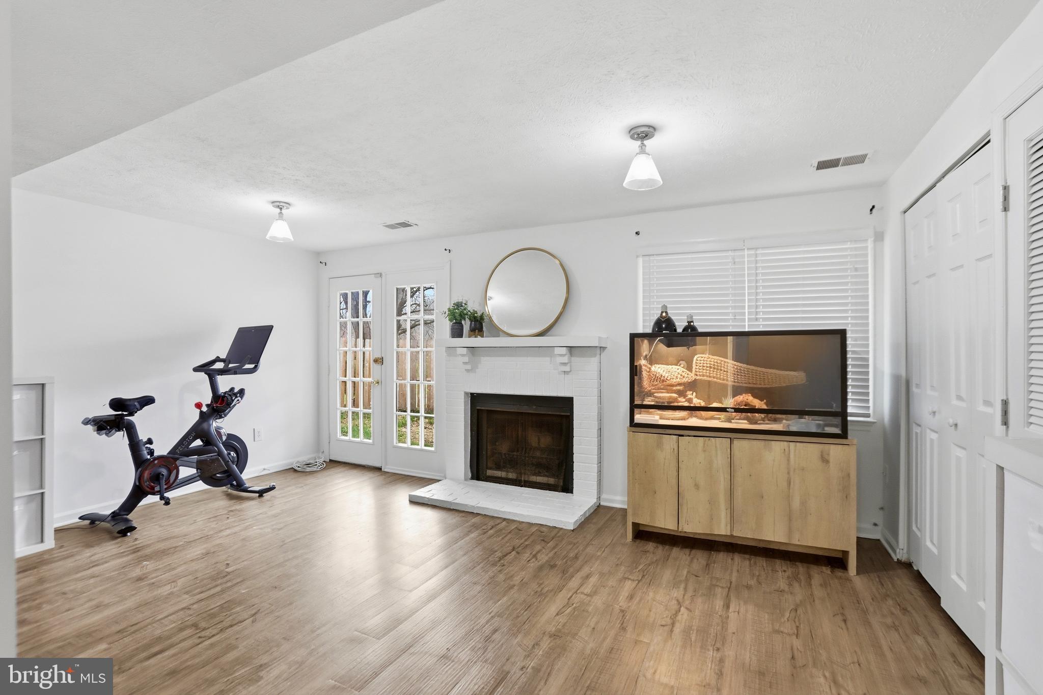 BURKE CENTRE - Residential