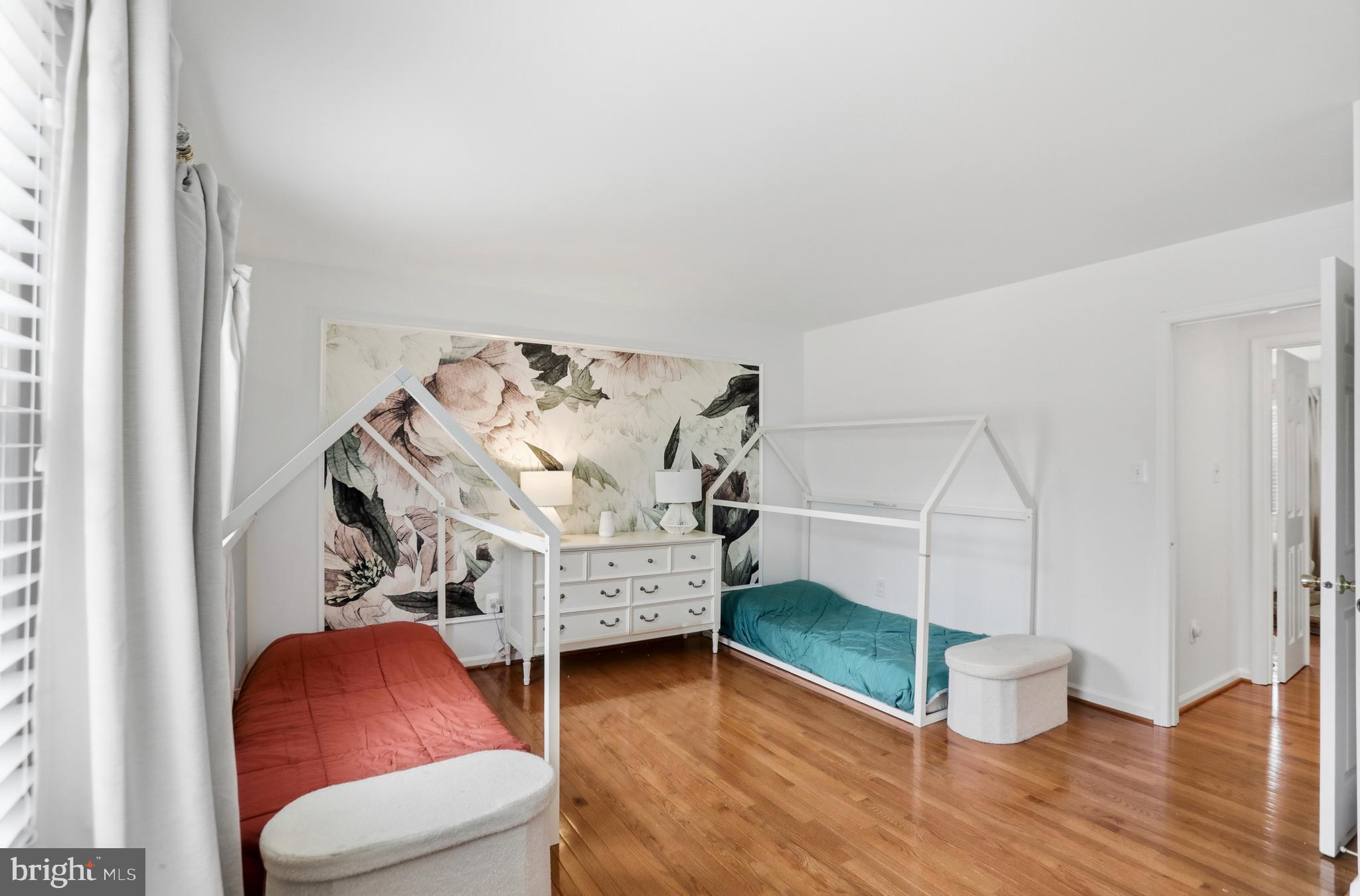 BURKE CENTRE - Residential