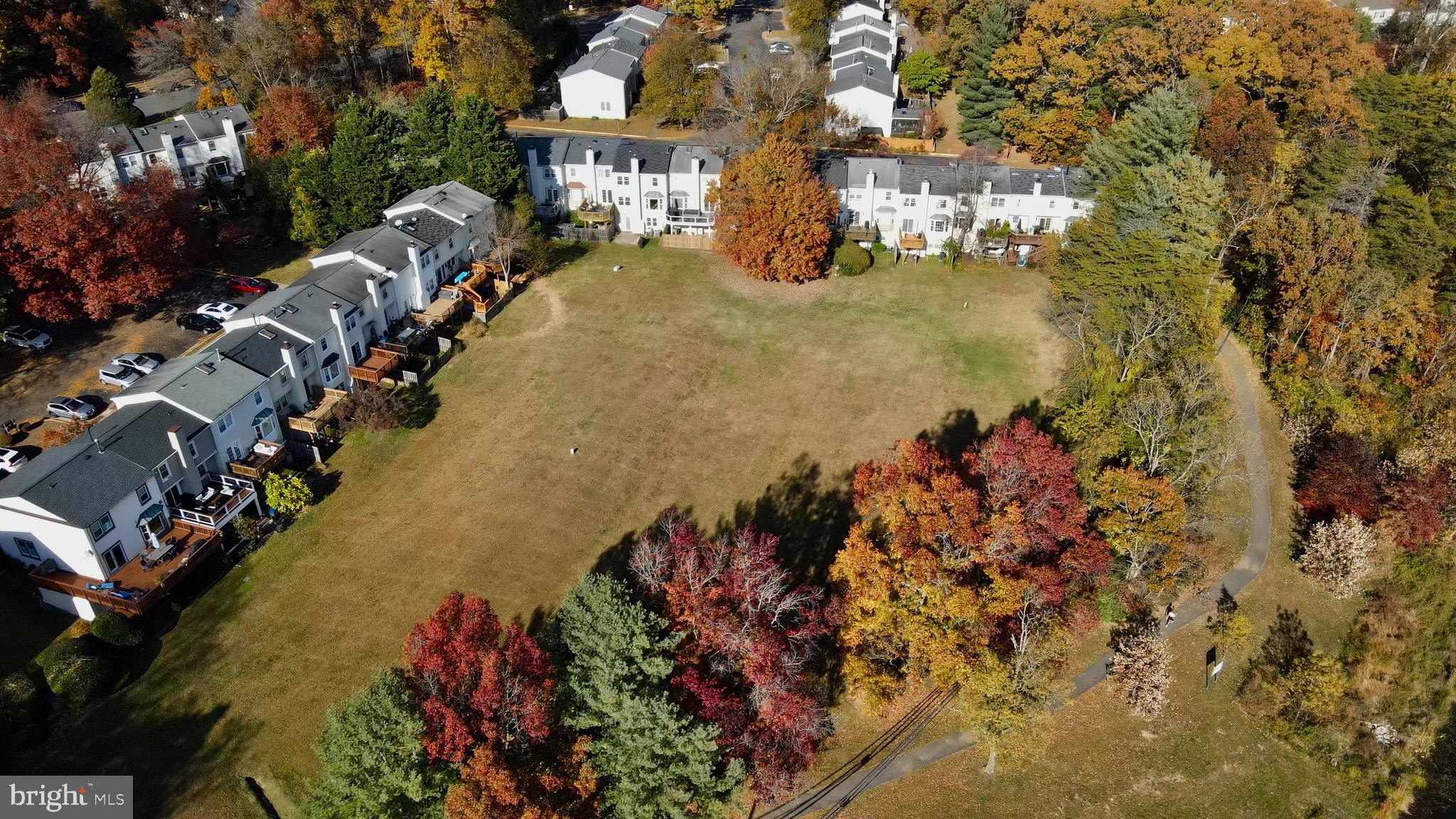 BURKE CENTRE - Residential