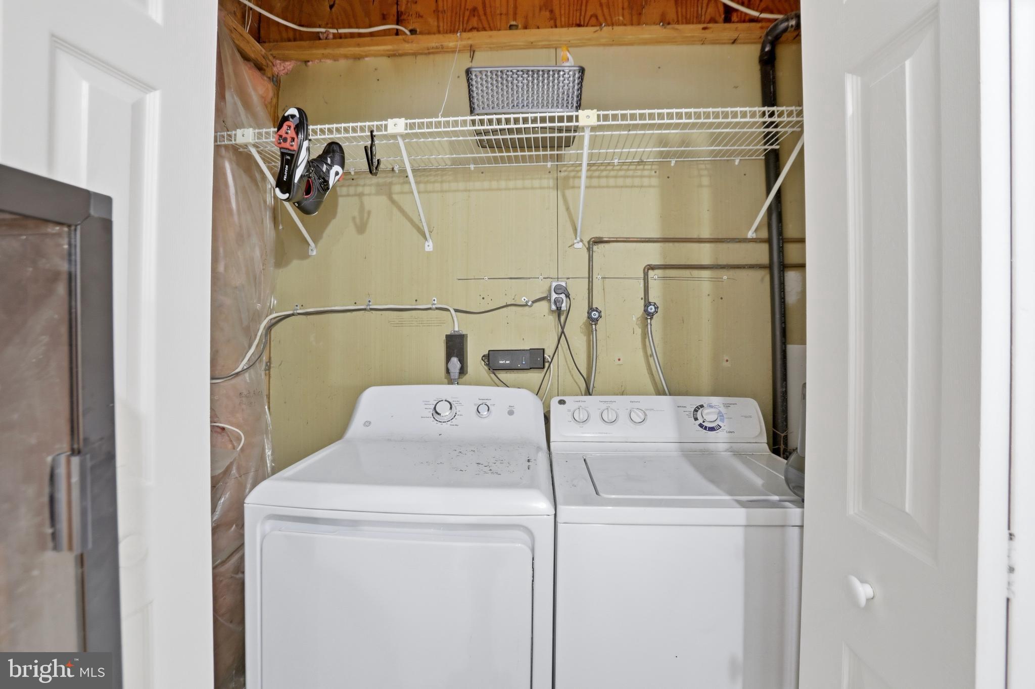 BURKE CENTRE - Residential