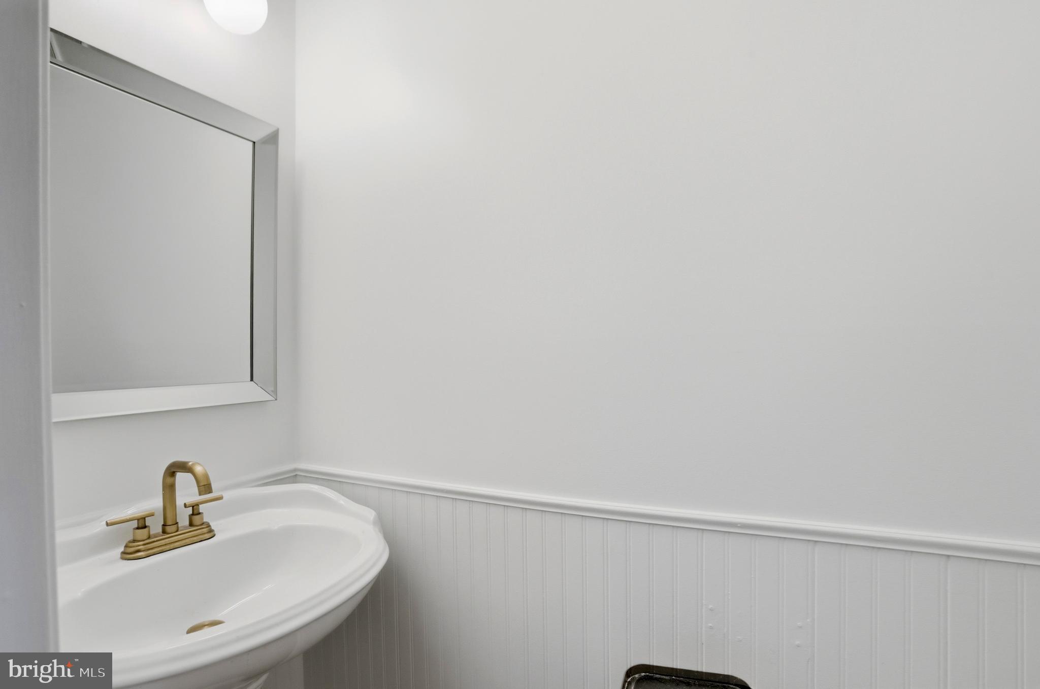 BURKE CENTRE - Residential