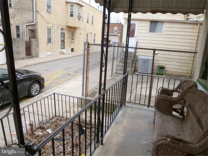 PHILADELPHIA (WEST) - Residential