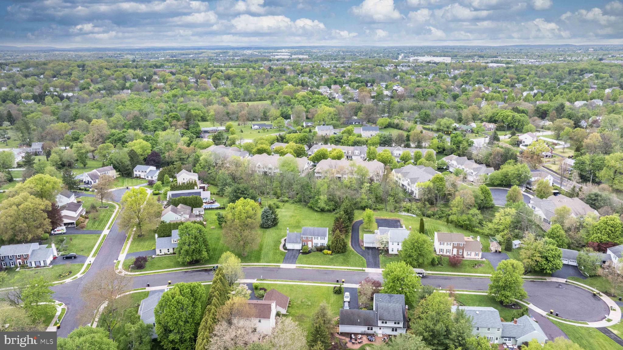 TOWAMENCIN VIL - Residential