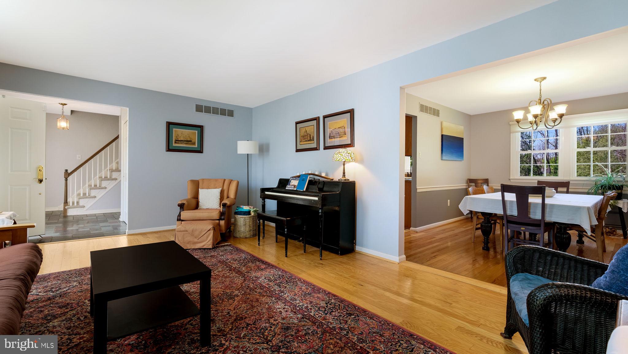 TOWAMENCIN VIL - Residential