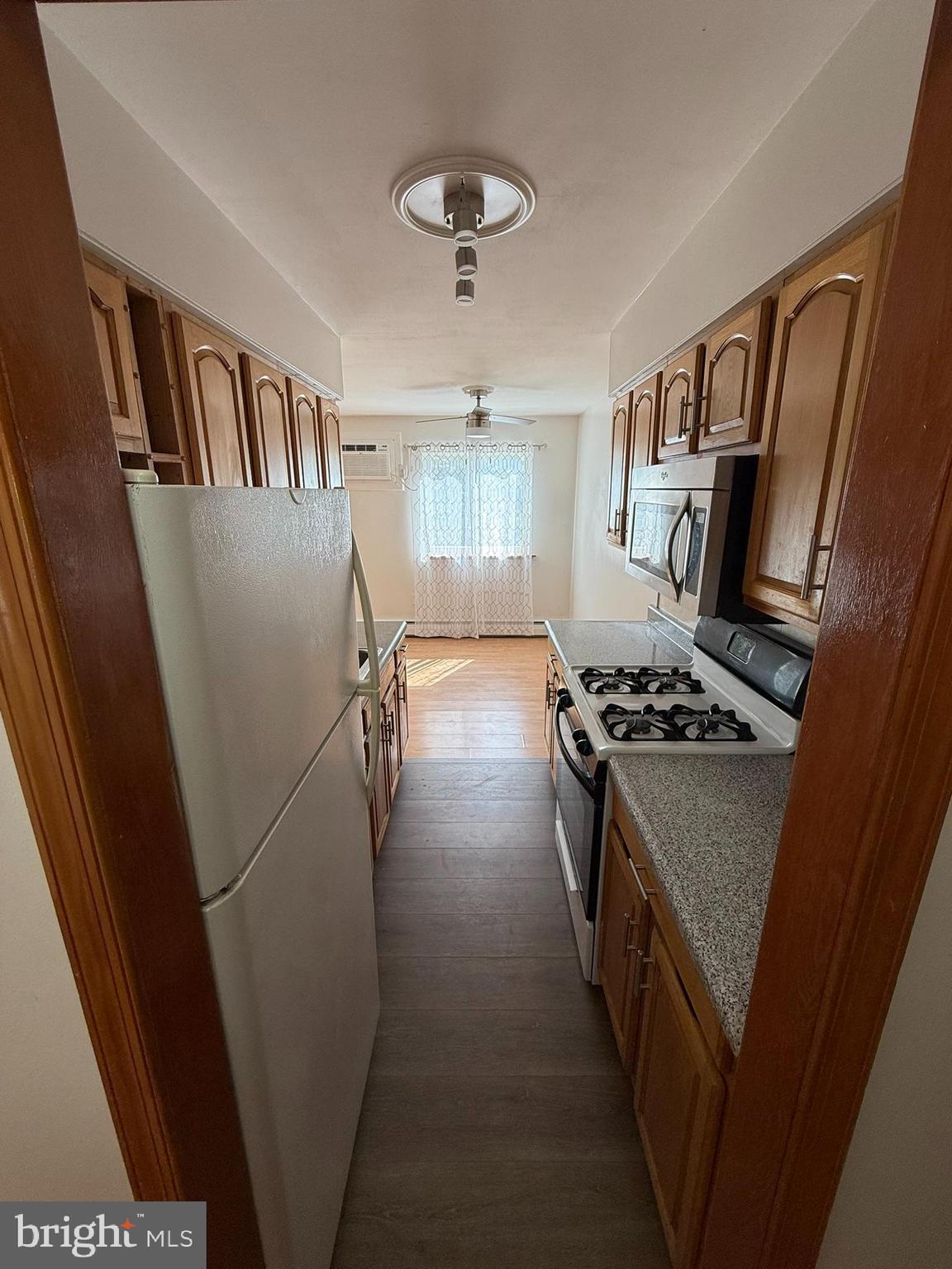 110 W BYBERRY ROAD 30 C11