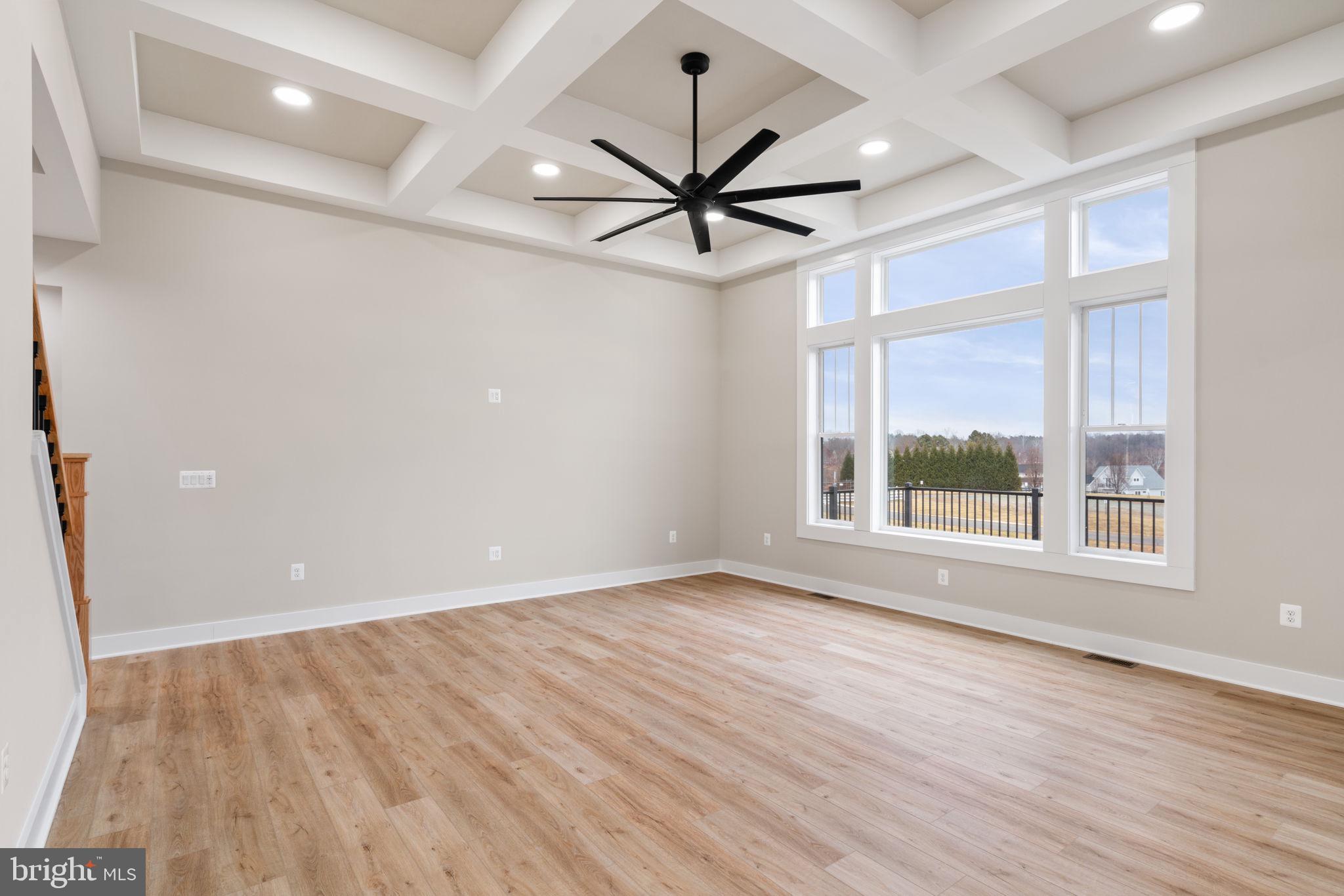 LANDS END ON LAKE ANNA - Residential