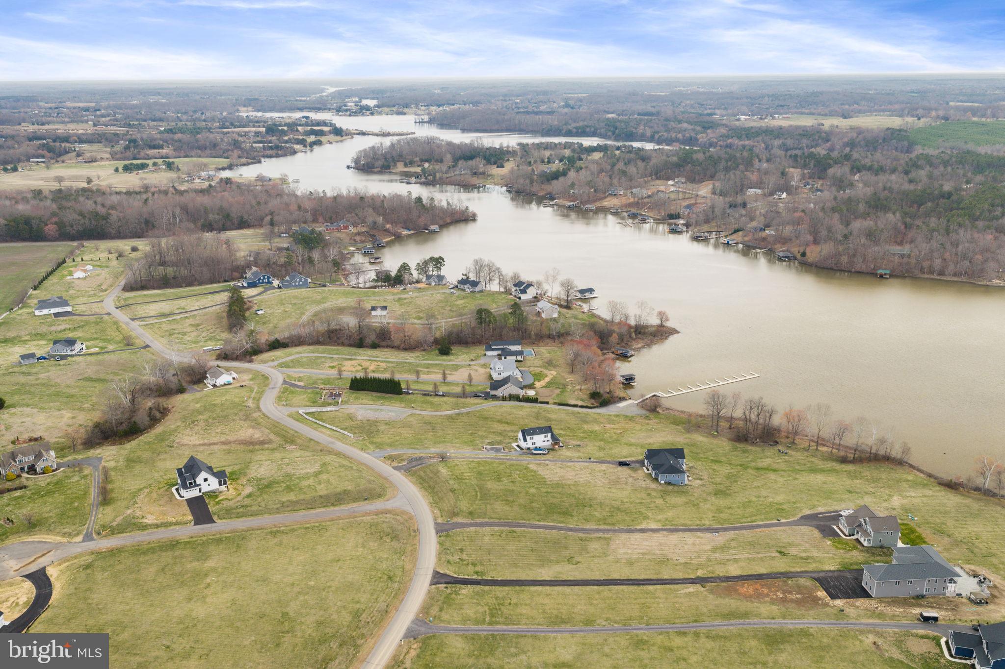 LANDS END ON LAKE ANNA - Residential