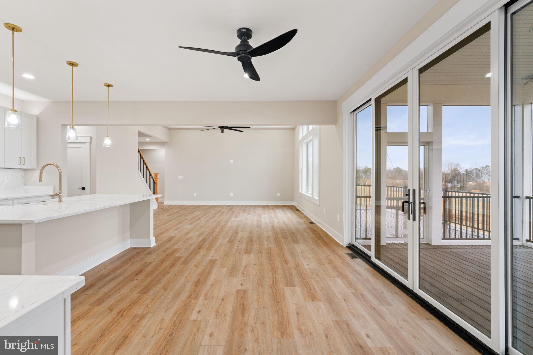 LANDS END ON LAKE ANNA - Residential