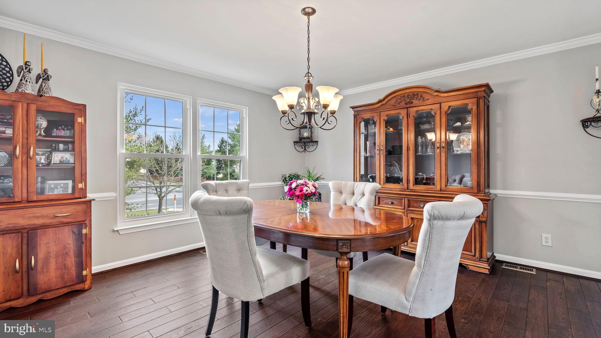 HAMPTON OAKS - Residential