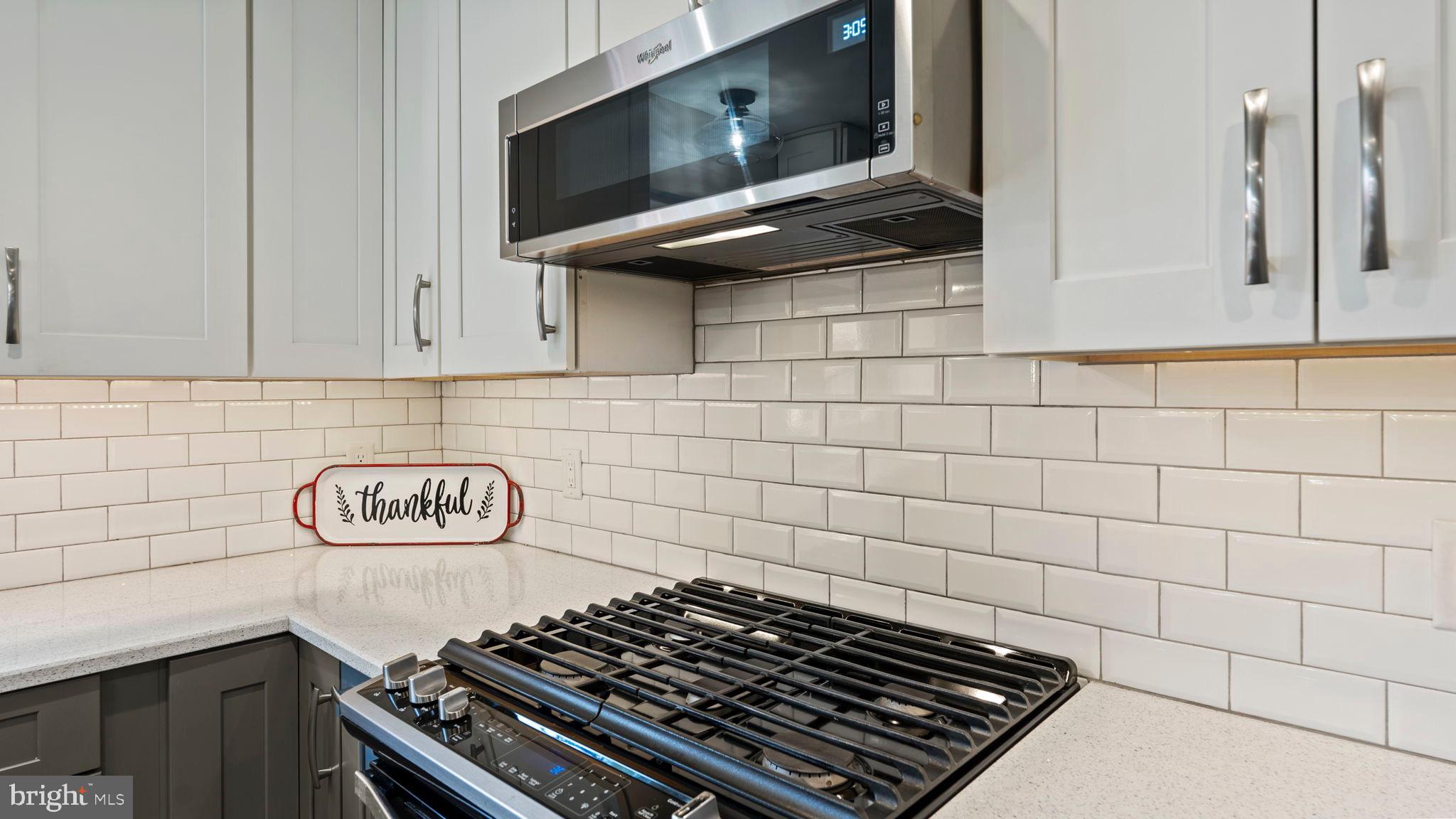 HAMPTON OAKS - Residential