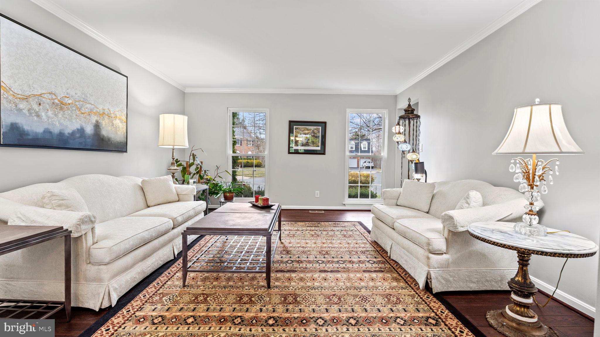 HAMPTON OAKS - Residential