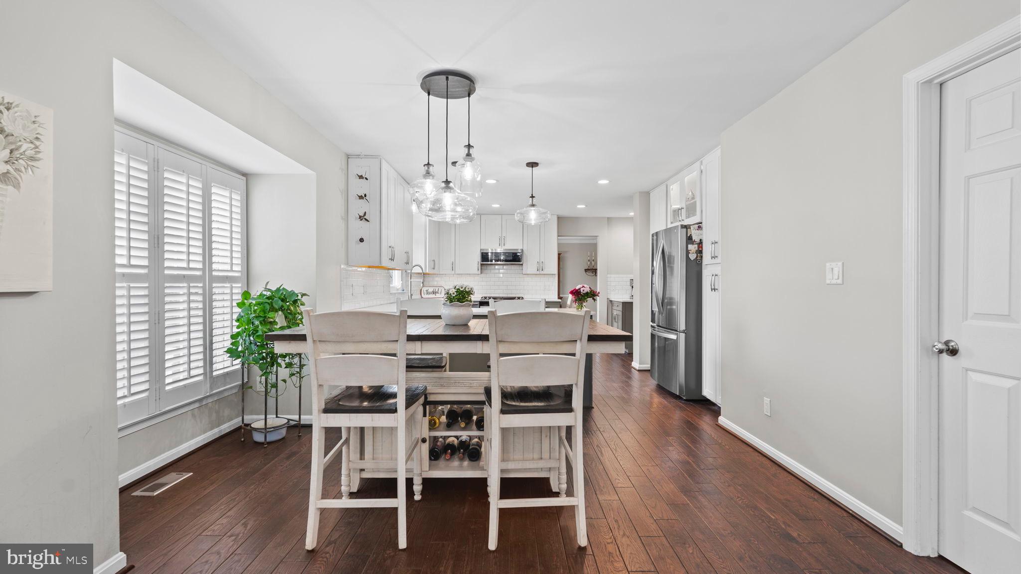 HAMPTON OAKS - Residential