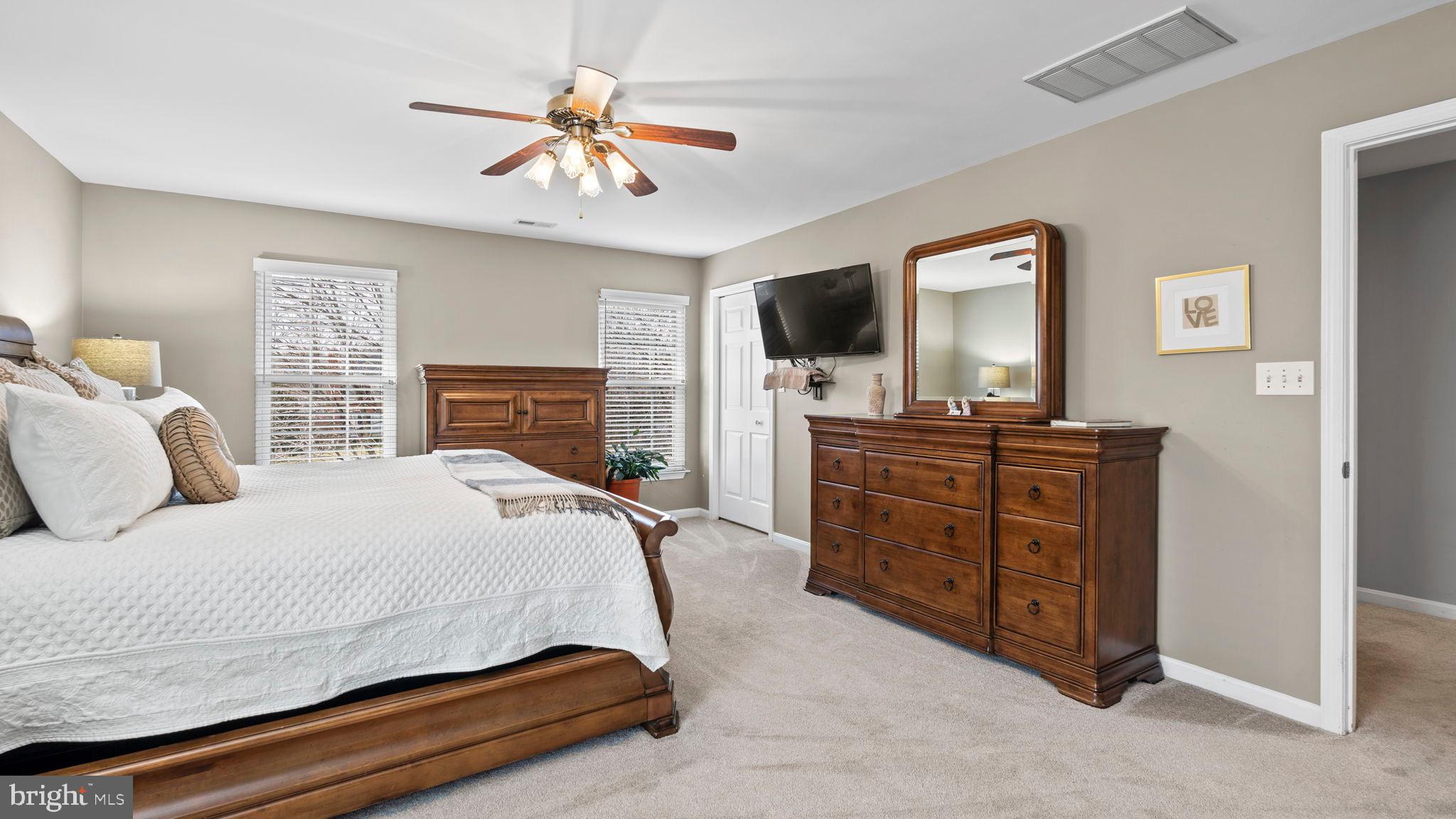 HAMPTON OAKS - Residential