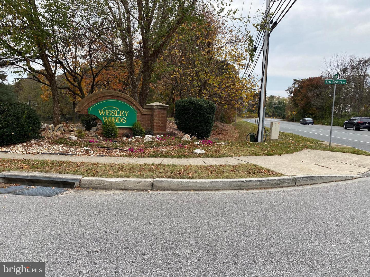 WESLEY WOODS - Residential Lease