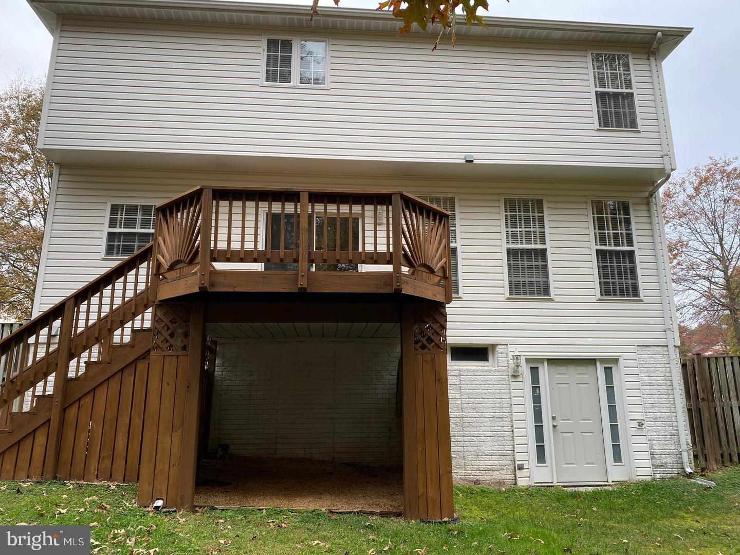 WESLEY WOODS - Residential Lease