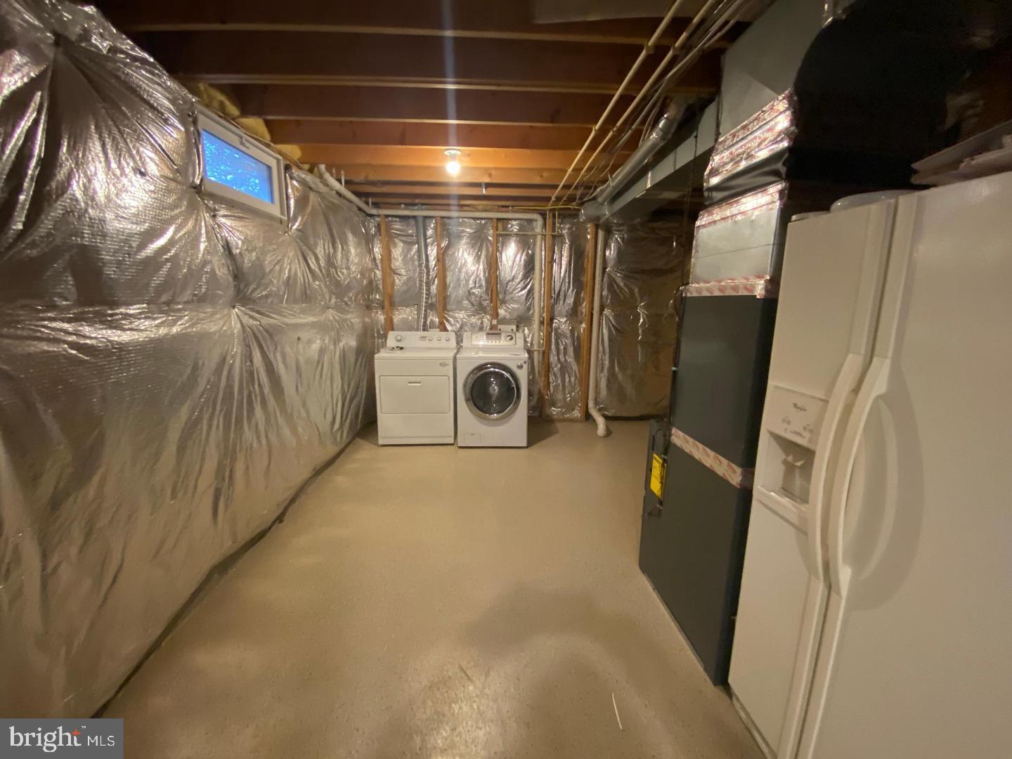 WESLEY WOODS - Residential Lease