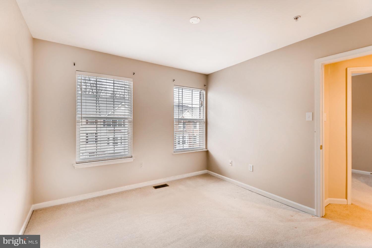 PINEY ORCHARD - Residential