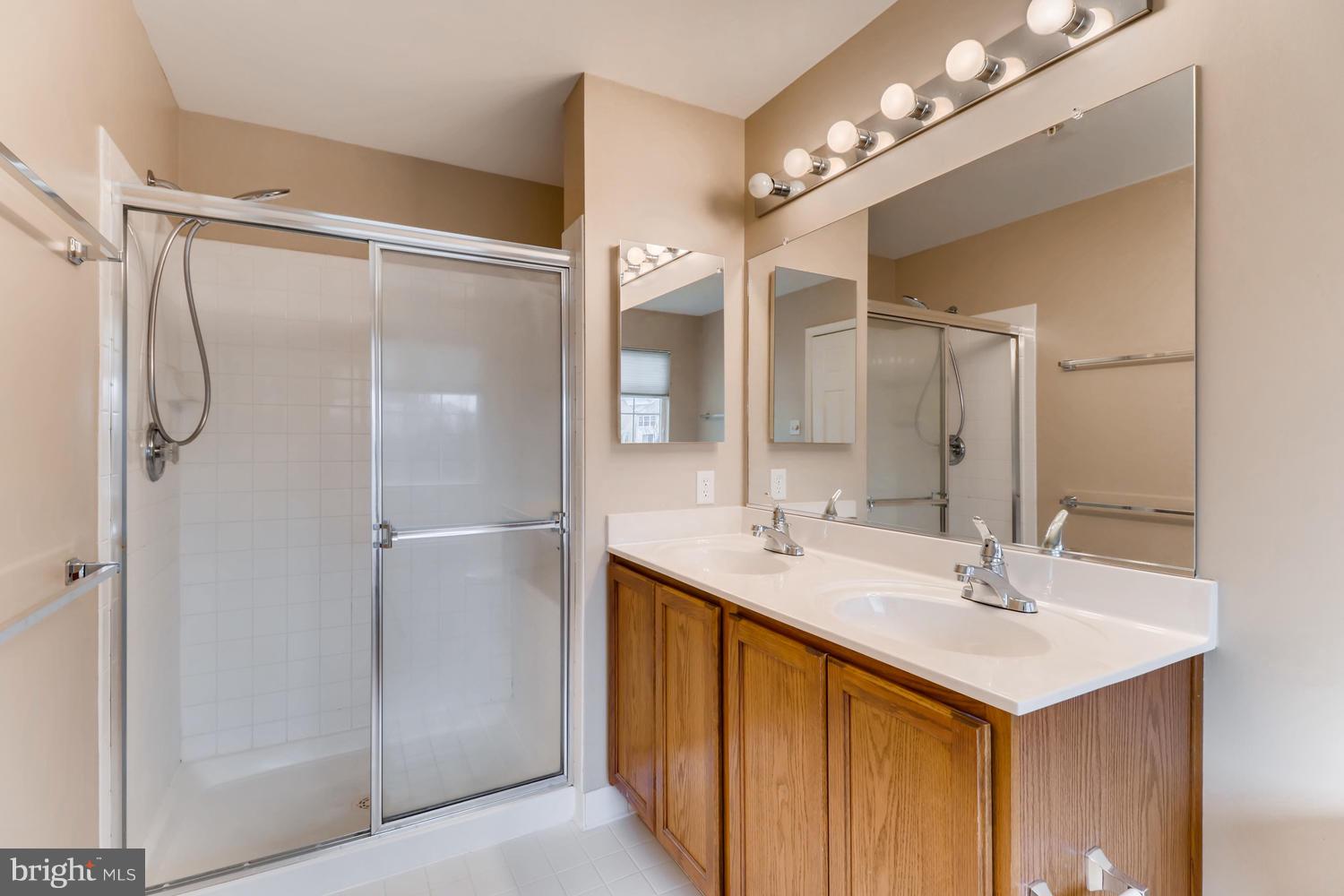 PINEY ORCHARD - Residential