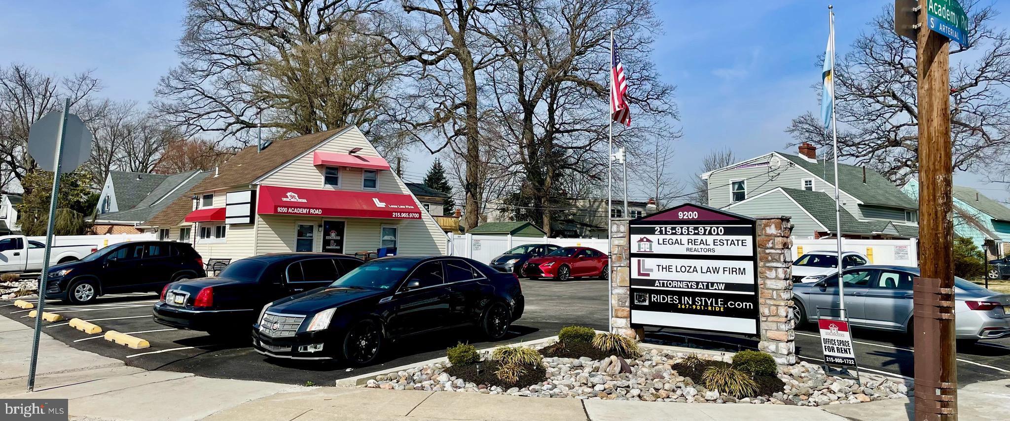 Great convenient location right off I-95 (Academy Rd Exit) inside of a Law Office and Real Estate space. Office offer reception, Coffee area, All in one printing, Conference room, 12 Parking Spaces, restroom, HAVC, Security cameras, Alarm System, reception service 9am-5pm. Ideal for professional use, CPA, Attorney, Therapist etc T
RANSPORTATION
TRANSIT/SUBWAY
Torresdale Transit Stop Southeastern Pennsylvania Transportation Authority Regional Rail (R7)