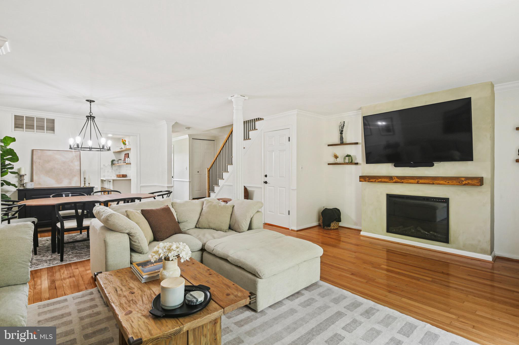 MAYS CHAPEL VILLAGE - Residential