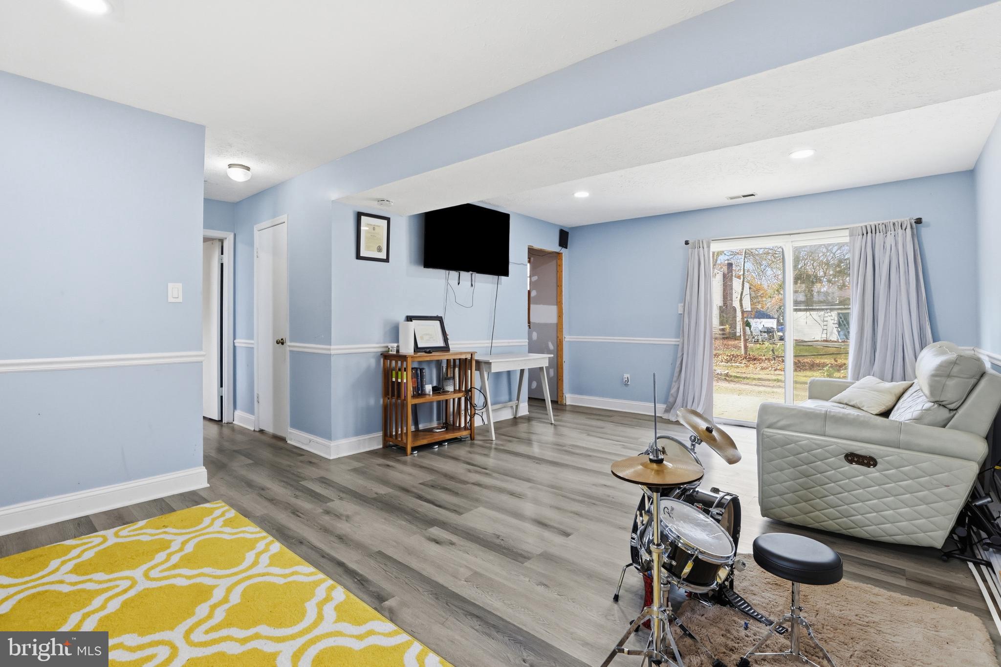 ST CHARLES BANNISTER - Residential