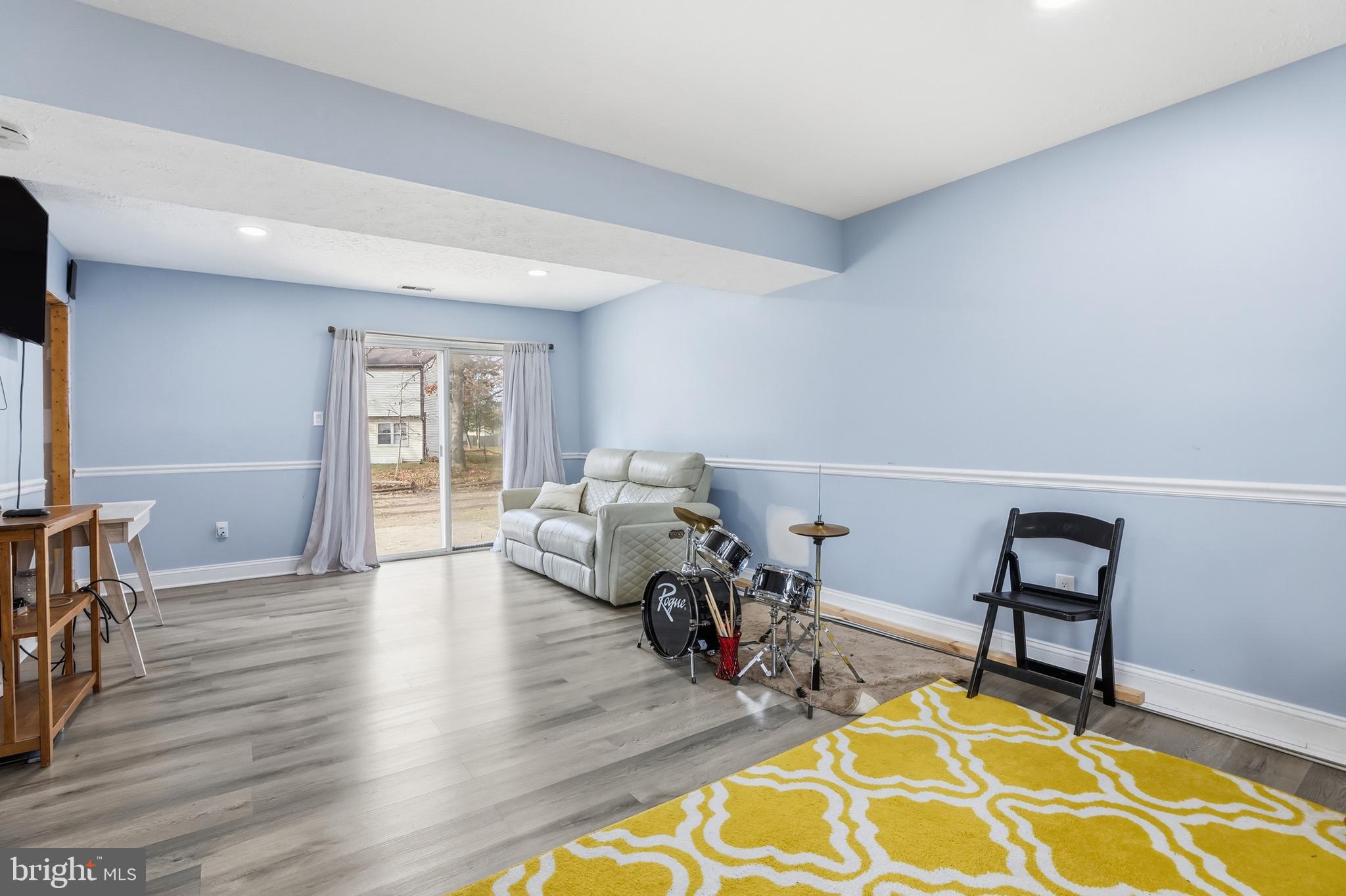 ST CHARLES BANNISTER - Residential