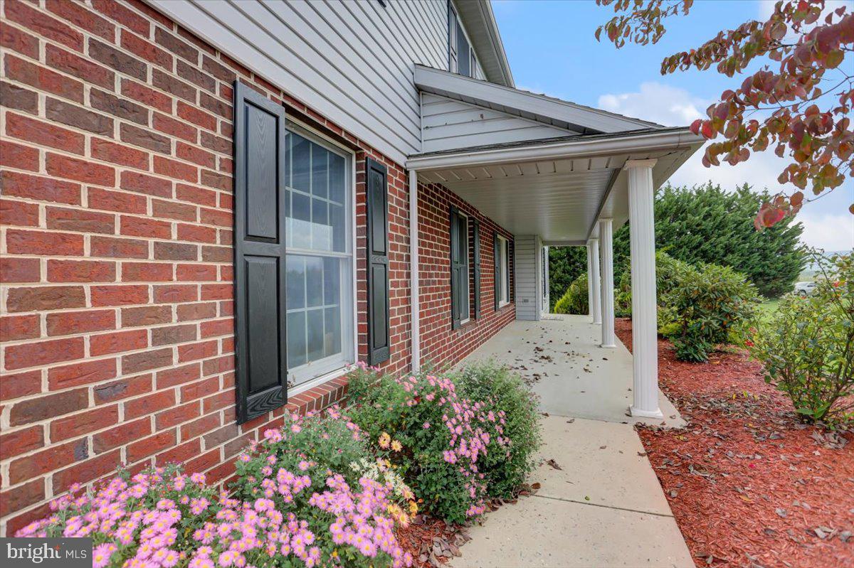 FOOTHILLS OF KENSINGTON - Residential