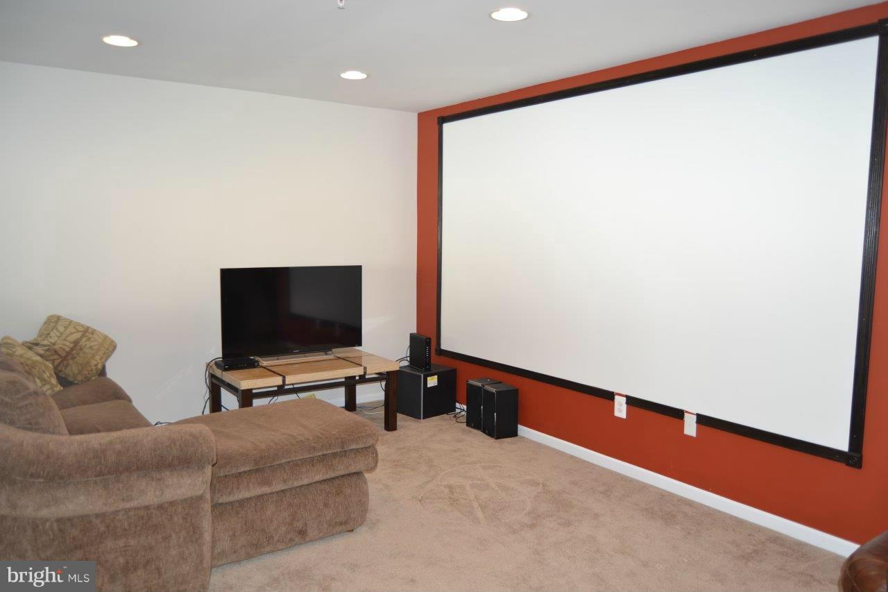 CHERRY HILL - Residential