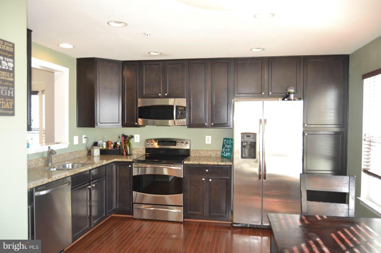 CHERRY HILL - Residential