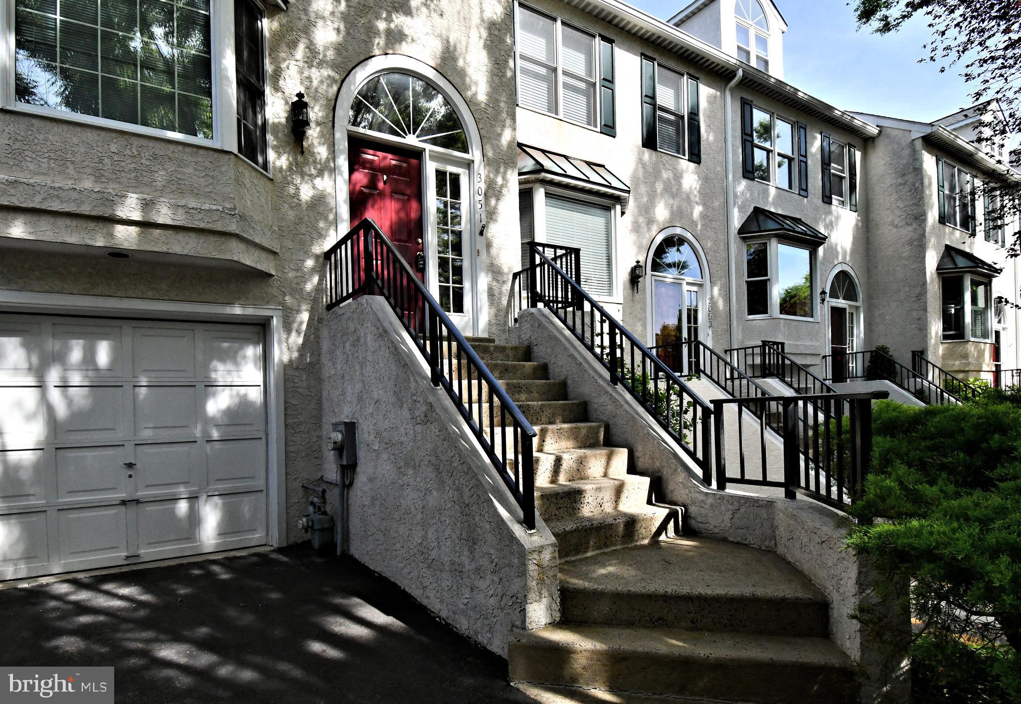 LAFAYETTE HILL - Residential