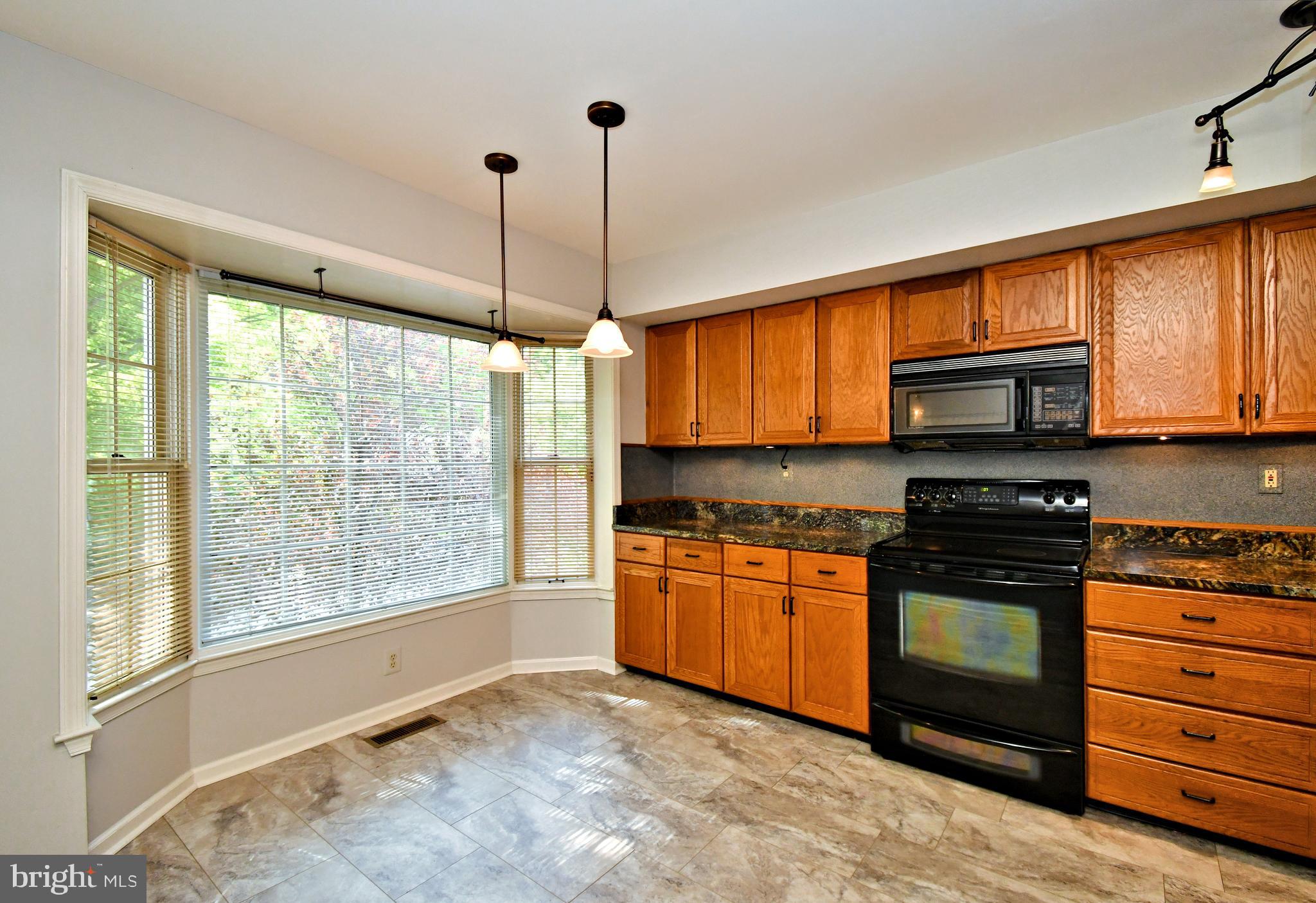 LAFAYETTE HILL - Residential