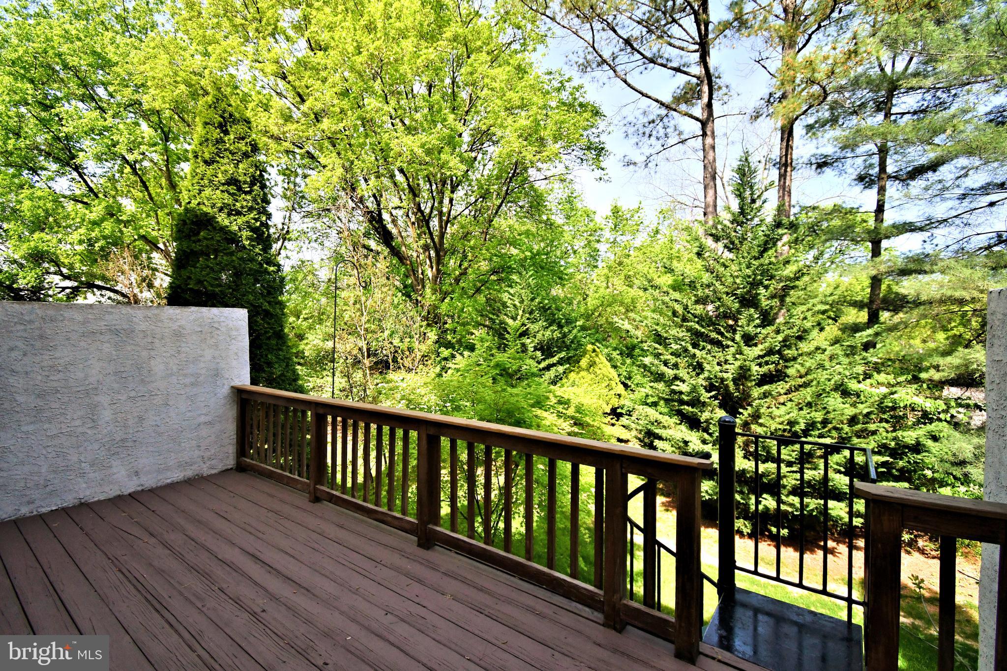 LAFAYETTE HILL - Residential