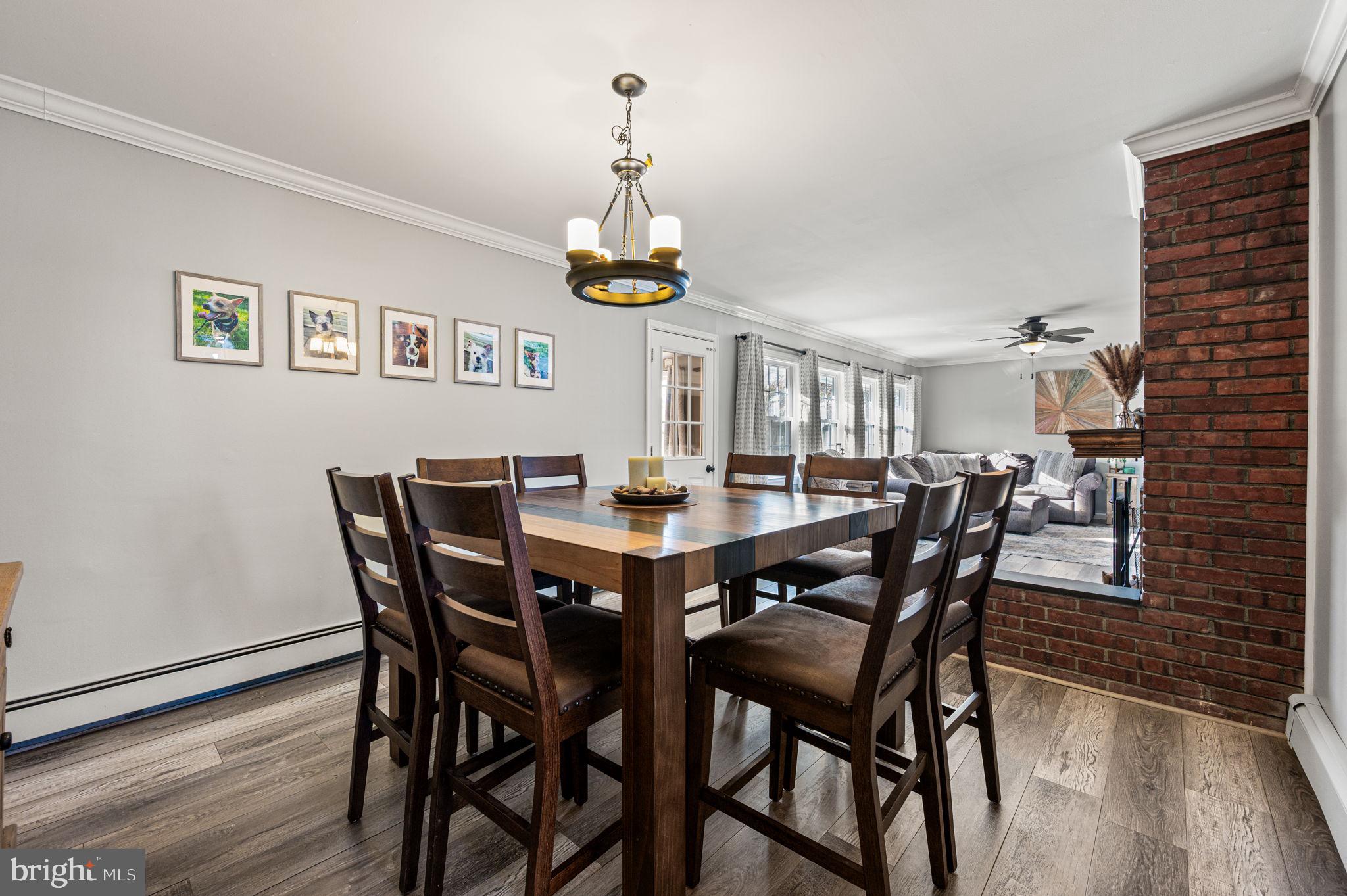 SNOWBALL GATE - Residential