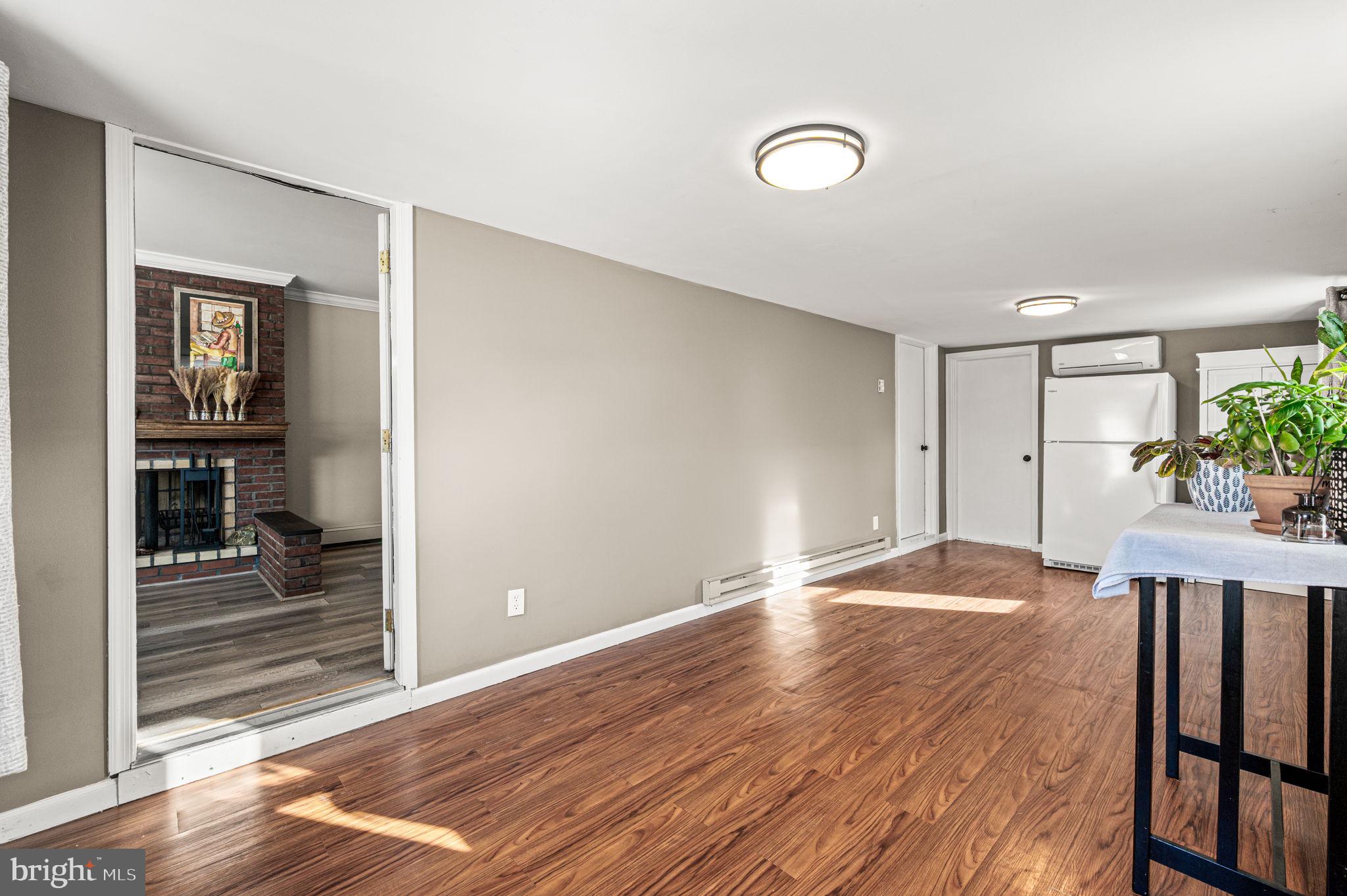 SNOWBALL GATE - Residential