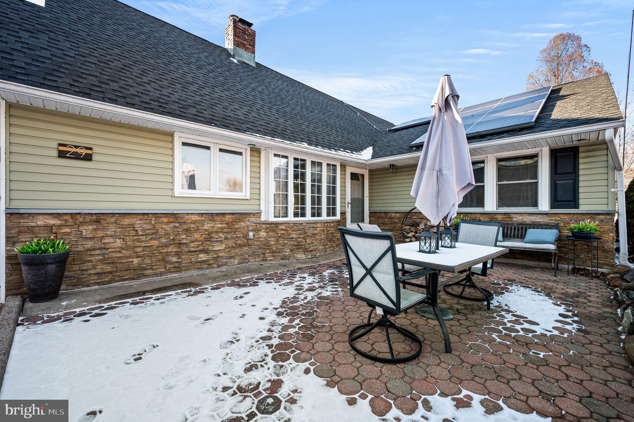 SNOWBALL GATE - Residential