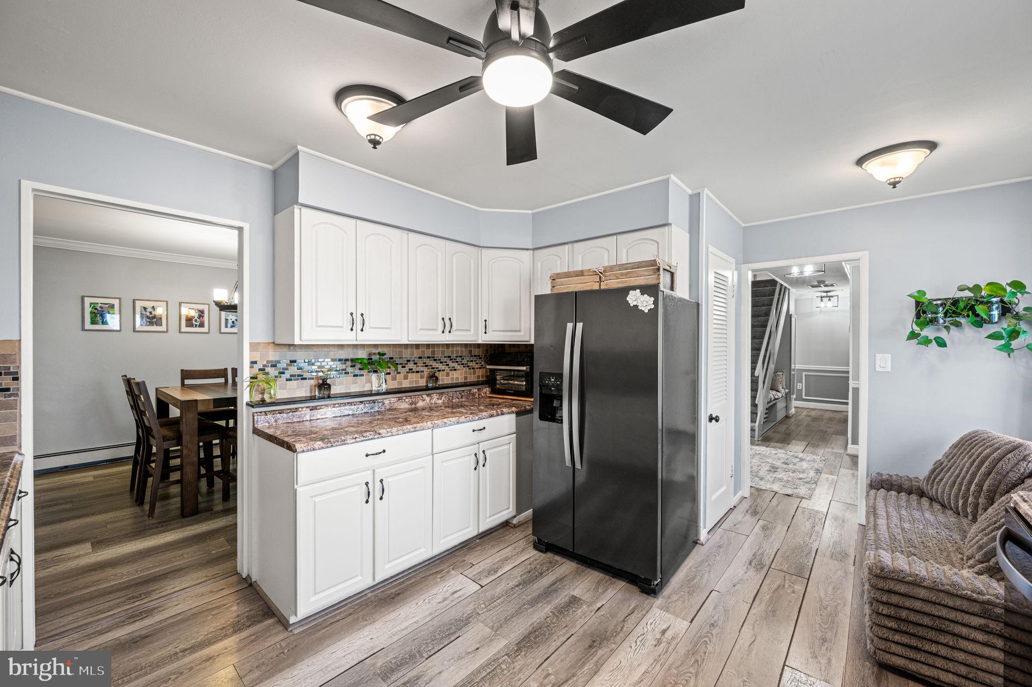 SNOWBALL GATE - Residential