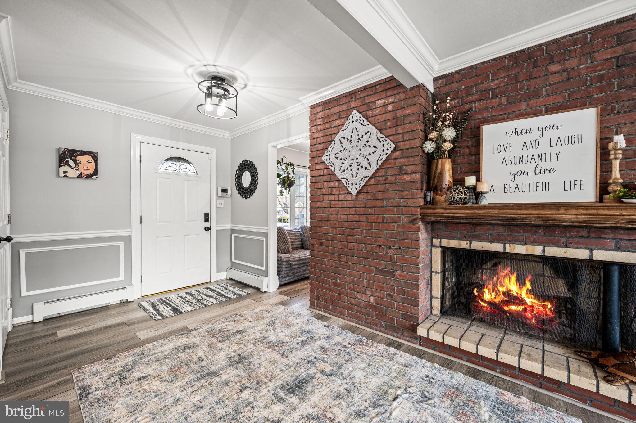 SNOWBALL GATE - Residential